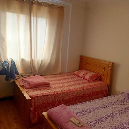Fully Furnished Apartment At Ocean Blue Compound 카이로 외부 사진