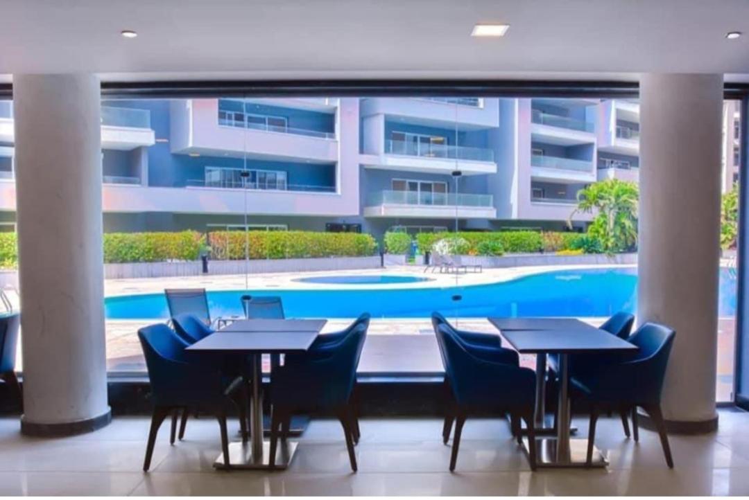 Fully Furnished Apartment At Ocean Blue Compound 카이로 외부 사진