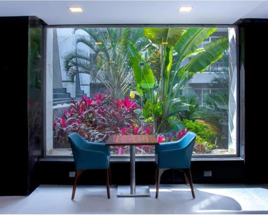 Fully Furnished Apartment At Ocean Blue Compound 카이로 외부 사진