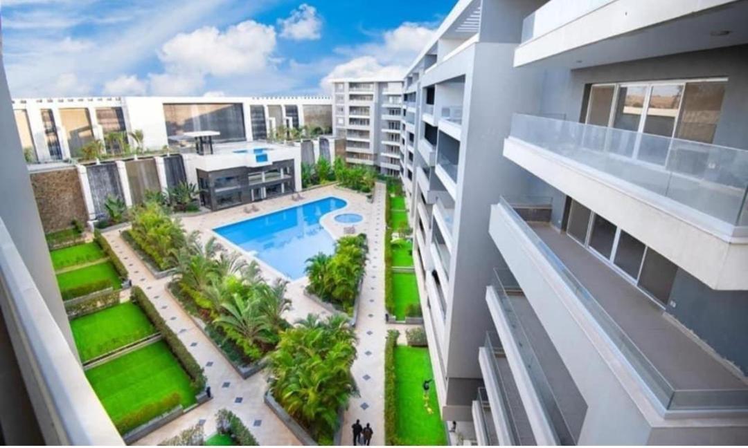 Fully Furnished Apartment At Ocean Blue Compound 카이로 외부 사진